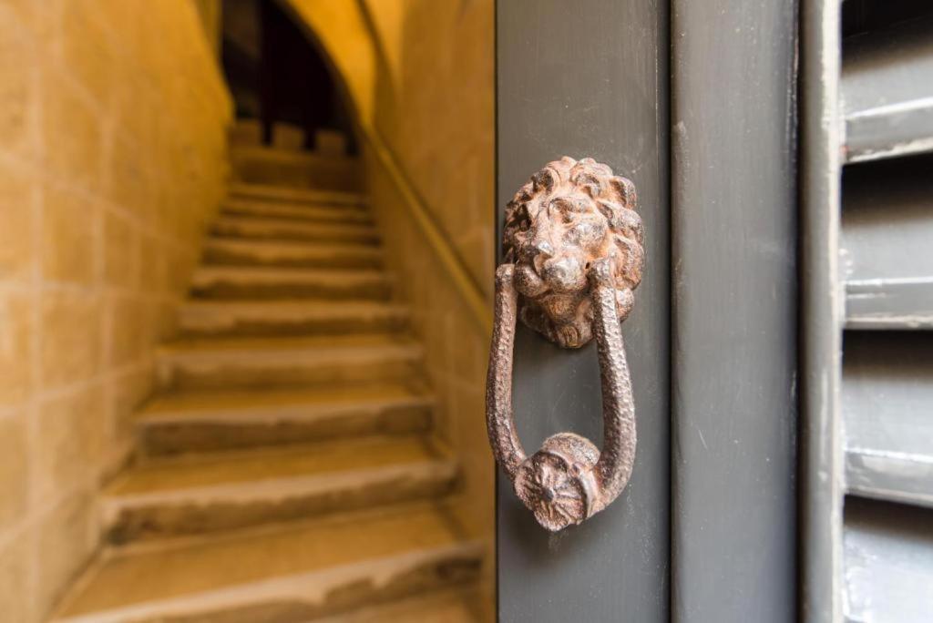 Heritage Apartment Valletta Luaran gambar