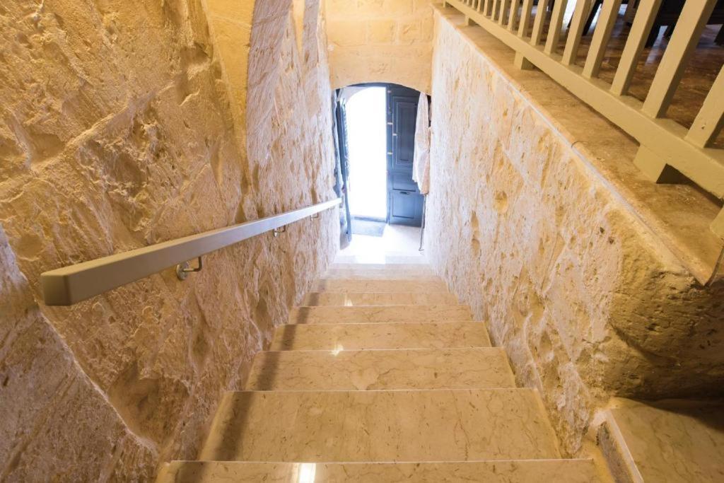 Heritage Apartment Valletta Luaran gambar